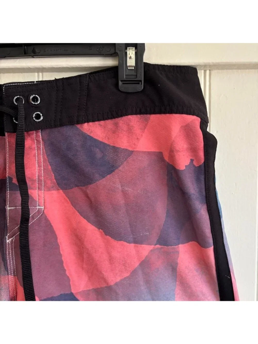 Quiksilver Board Shorts Red Blue watercolor